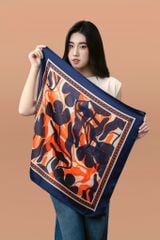 Khăn lụa BẢN GIAO HƯỞNG KHÔNG LỜI