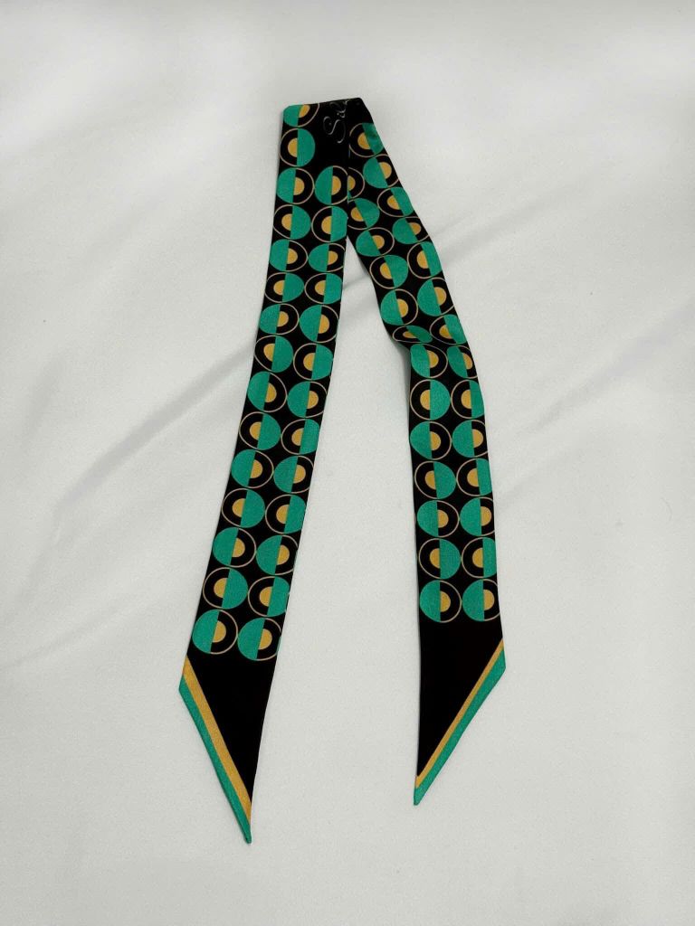 Khăn Twilly lụa tơ tằm tự nhiên Dư âm của nhịp điệu 100*5cm