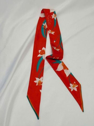 Khăn Twilly lụa tơ tằm tự nhiên Hương sắc Thủy tiên 100*5cm