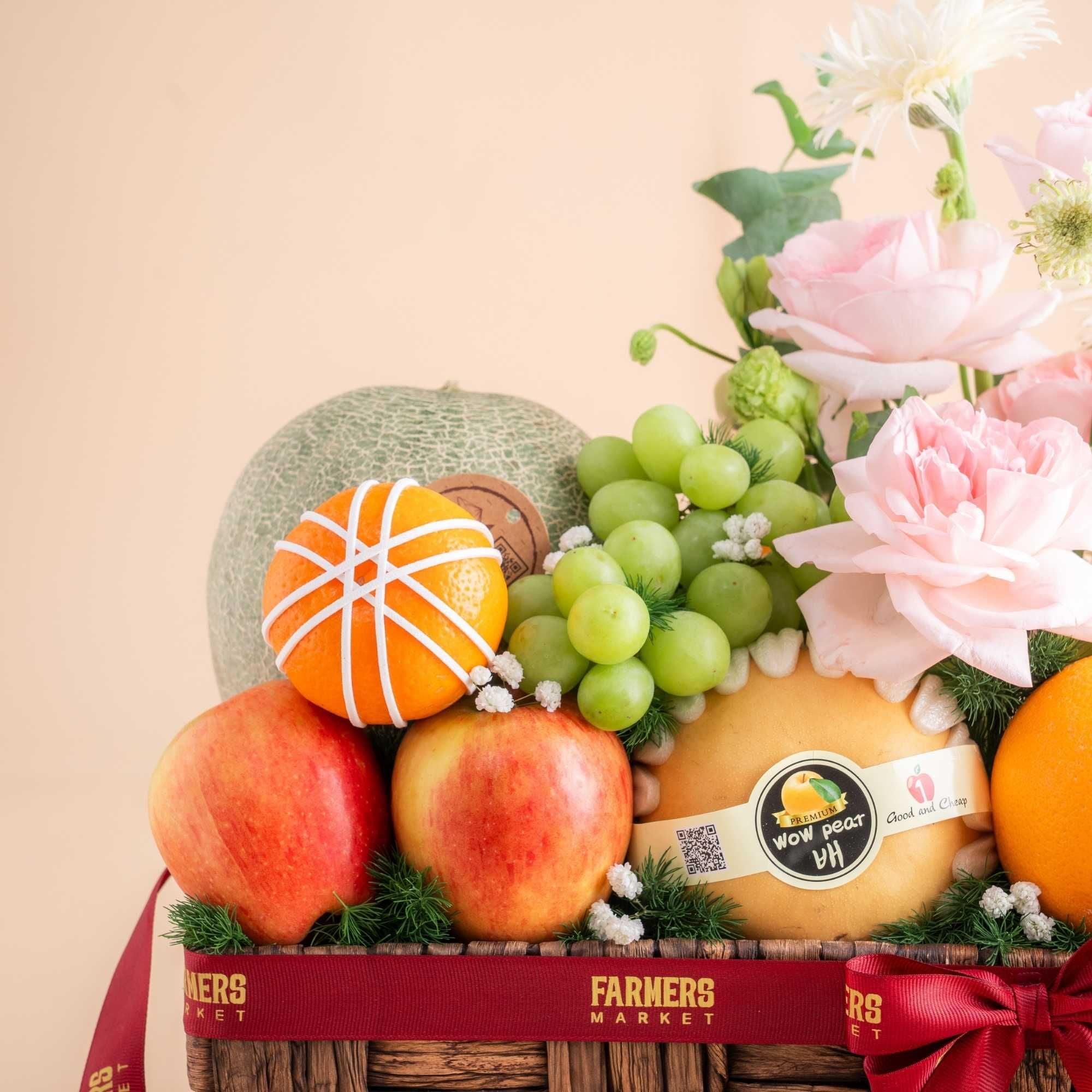  Giỏ Lục Bình Trái Cây Và Hoa Tone Nâu Tinh Tế 