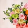 Giỏ quà trái cây và hoa tone hồng tiêu chuẩn
