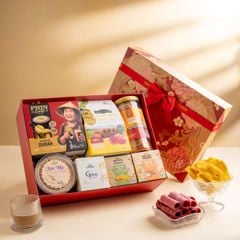 Hộp quà cà phê sầu riêng Phin lady và ăn vặt tone đỏ tiêu chuẩn