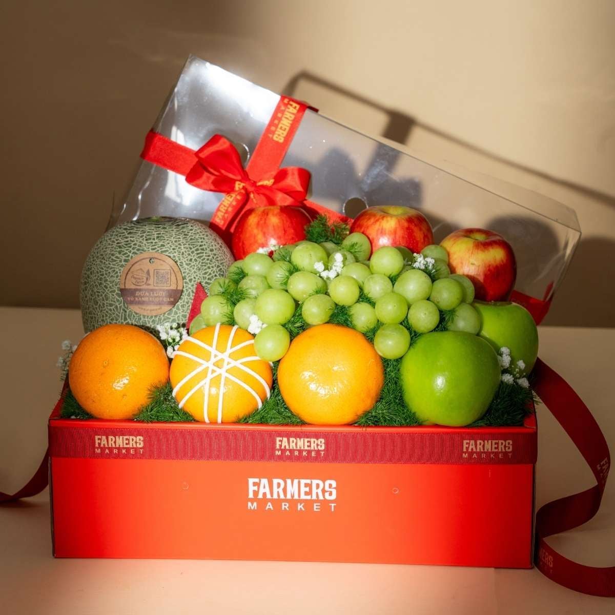  Hộp Quà Nho Xanh Và Trái Cây Các Loại Tone Đỏ Tiêu Chuẩn 