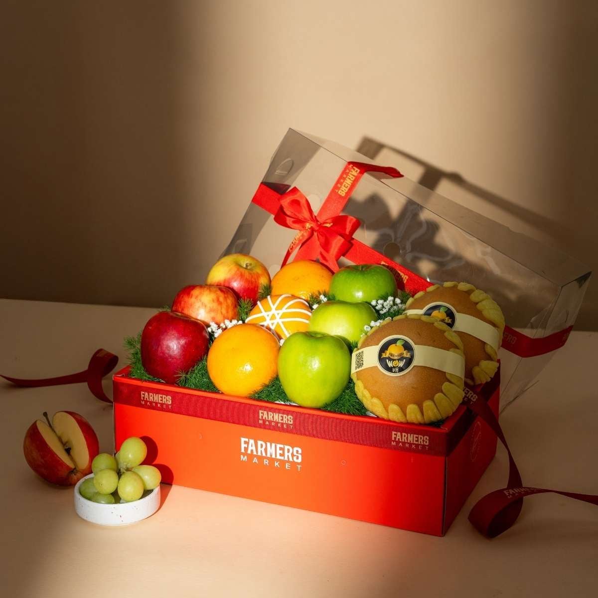  Hộp Quà Trái Cây Hỗn Hợp Tone Đỏ Cơ Bản 