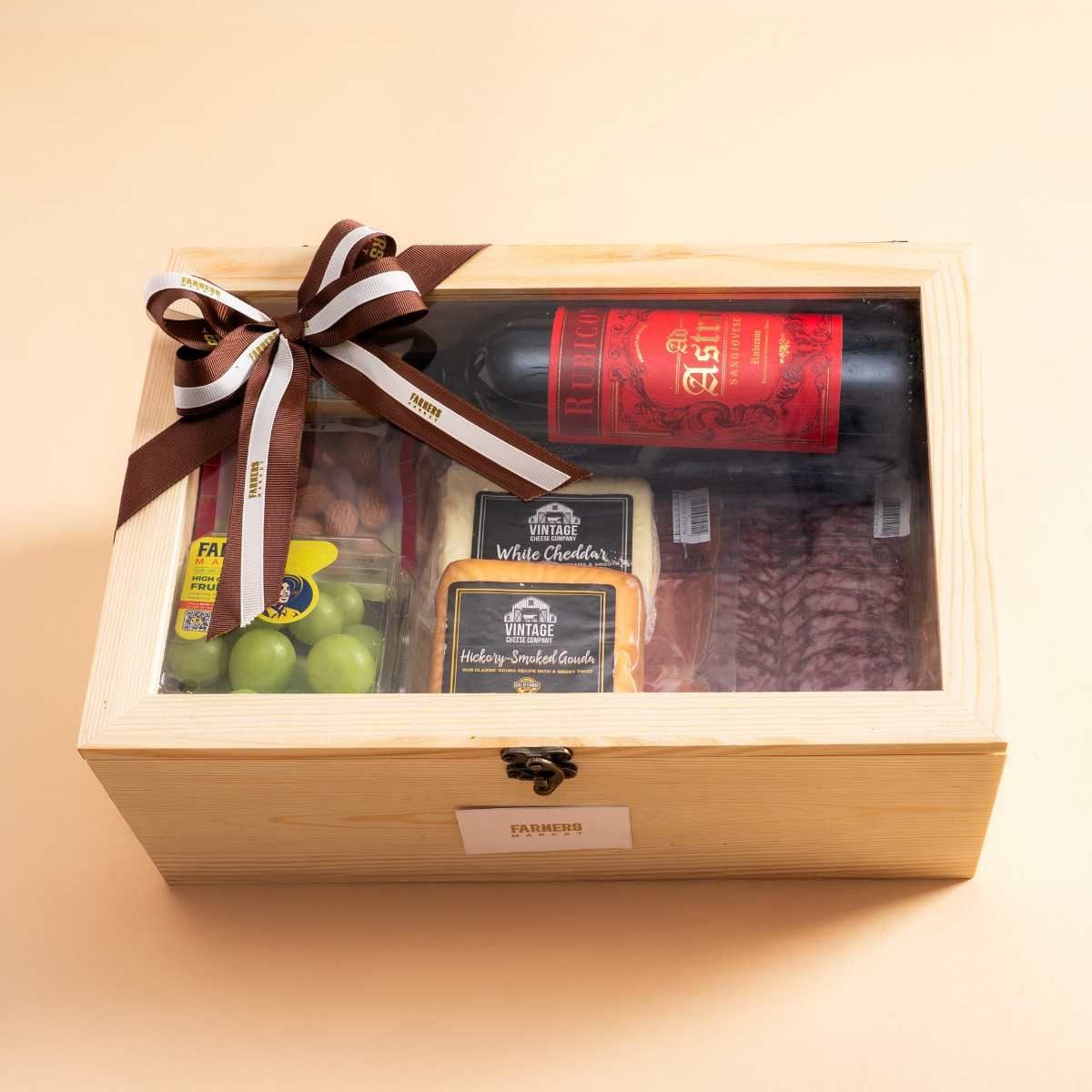  Sophisticated Red Wine, Charcuterie & Nut Gift Box / Hộp Quà Vang Đỏ, Thịt Nguội & Hạt Dinh Dưỡng Tinh Tế 