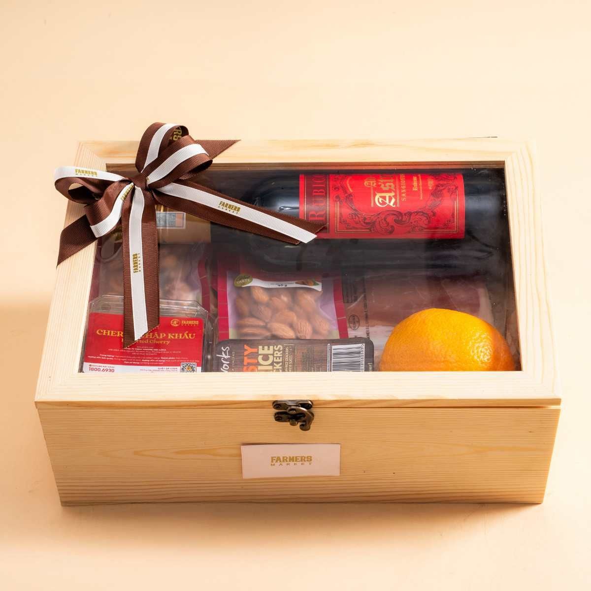  Standard Red Wine, Charcuterie & Fresh Fruit Gift Box / Hộp Quà Vang Đỏ, Thịt Nguội & Trái Cây Tiêu Chuẩn 