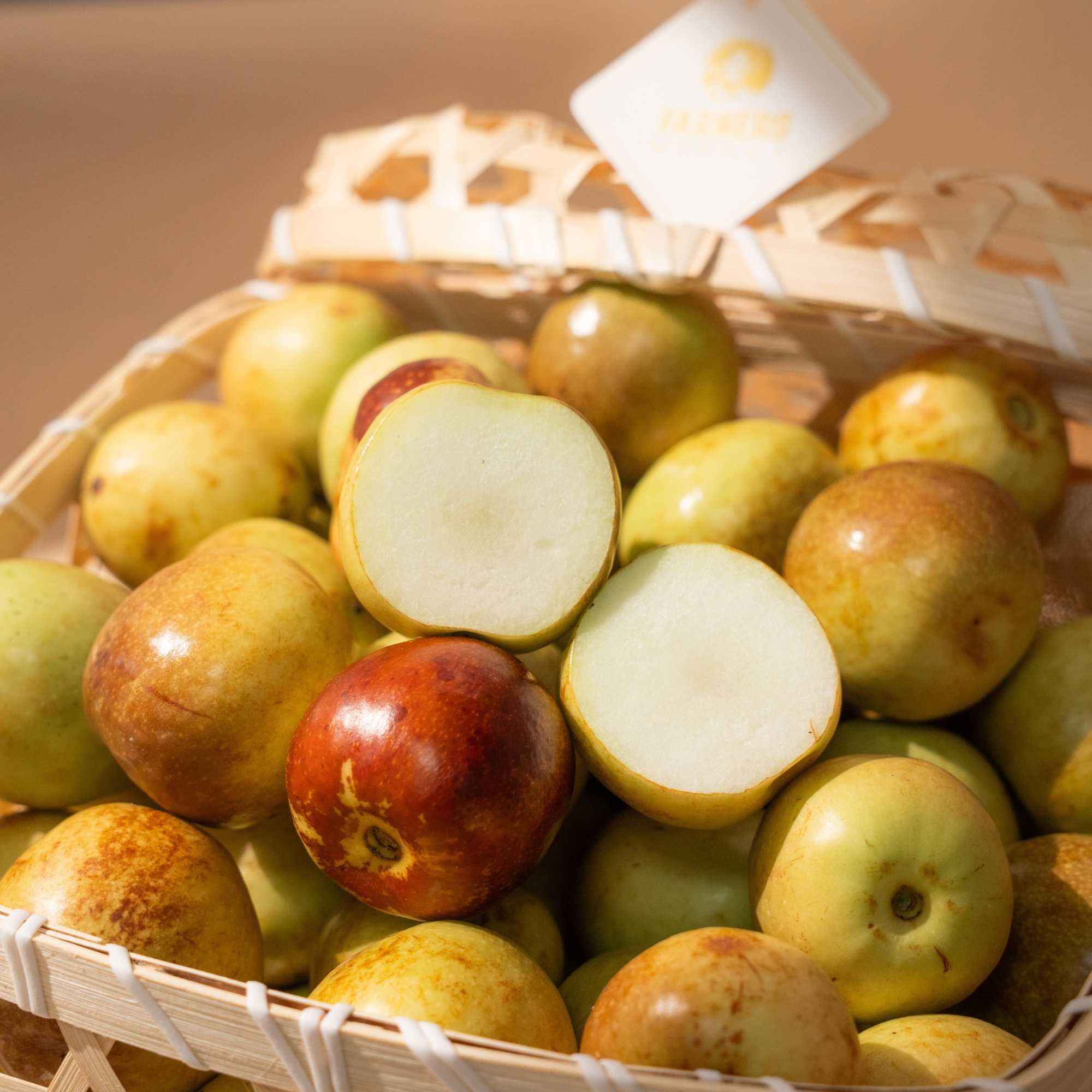  Hộp Tre Đan Hồng Táo Nội Địa Trung 