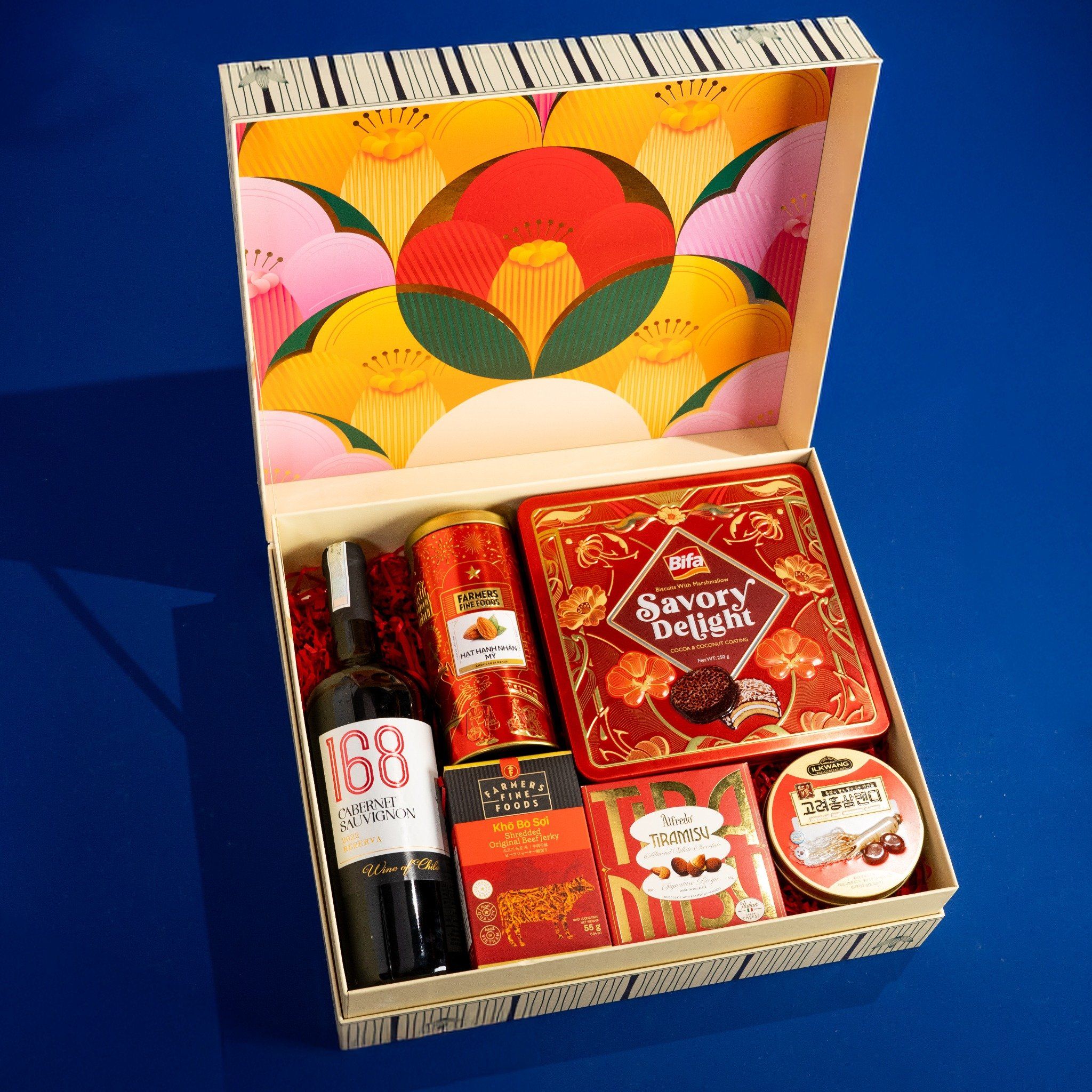  Hộp Quà Tết Japan Red Camellia R.01 