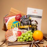  Sophisticated Charcuterie, Cheese & Fresh Fruit Gift Tray / Khay Quà Thịt Nguội, Phô Mai & Trái Cây Tinh Tế 
