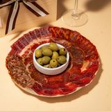  Luxurious Charcuterie, Wine & Cheese Tray / Khay Thịt Nguội, Rượu Vang & Phô Mai Sang Trọng 