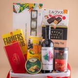  Giỏ Quà Rượu Vang Đỏ Và Yến Tươi Tone Trắng Thanh Lịch 