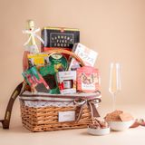  Giỏ Quà Yến Tươi - Nước Trái Cây Và Hạt Tone Nâu Tinh Tế 