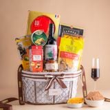  Giỏ Quà Rượu Vang Đỏ - Yến Tươi Và Hạt Tone Nâu Tinh Tế 