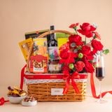  Giỏ Quà Rượu Vang Đỏ - Ăn Vặt Và Hoa Tone Đỏ Thanh Lịch 