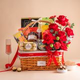  Giỏ Quà Nước Trái Cây - Ăn Vặt Và Hoa Tone Đỏ Tinh Tế 