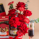 Giỏ Quà Rượu Vang Đỏ - Socola Và Hoa Tone Đỏ Thanh Lịch 