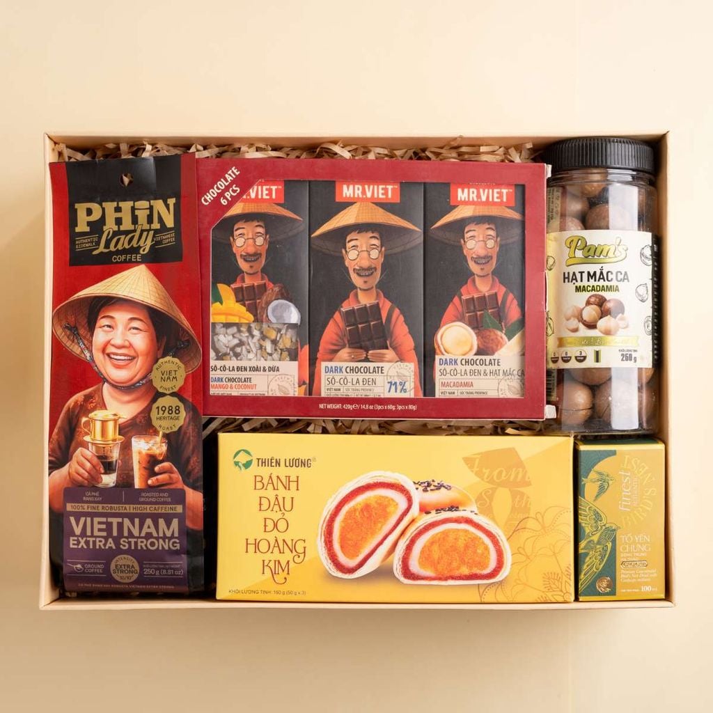  Hộp quà cà phê Phin lady - tổ yến chưng và socola mứt hạt tone kem thanh lịch 