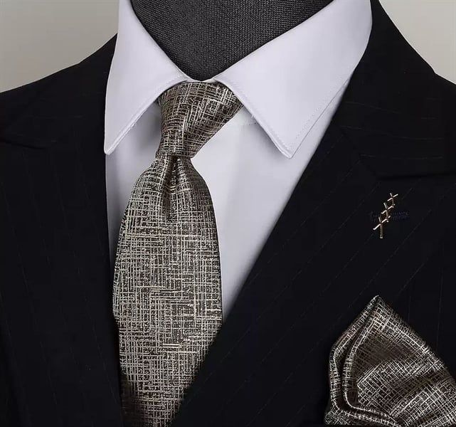 Sét Bộ Cavat & Khăn Cài 1137 TITISHOP