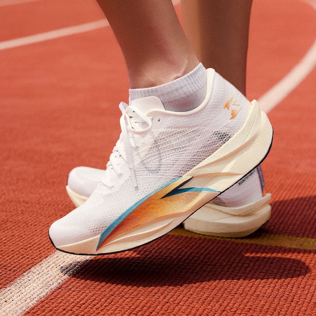 Giày Chạy Thể Thao Nam C202 6 Anta 1125C5575-3