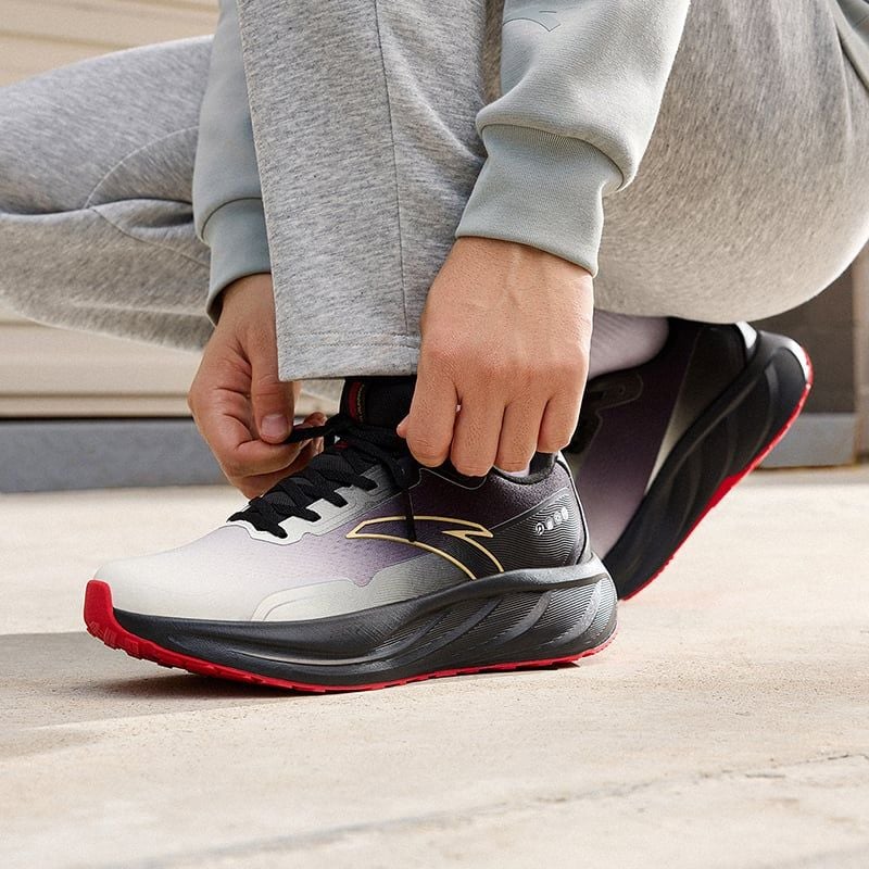 Giày Chạy Thể Thao Nam PG7 Travel 2.5 ANTA 1125D5545-7