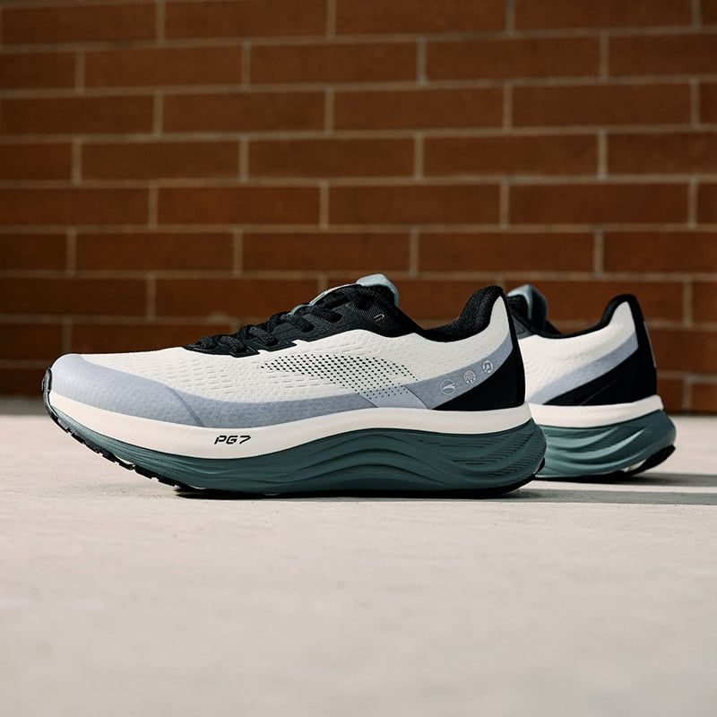 Giày Chạy Thể Thao Nam PG7 Travel V2 ANTA 1126A5545-1