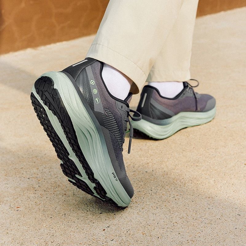 Giày Chạy Thể Thao Nam PG7 Travel V2 ANTA 1126A5545-4