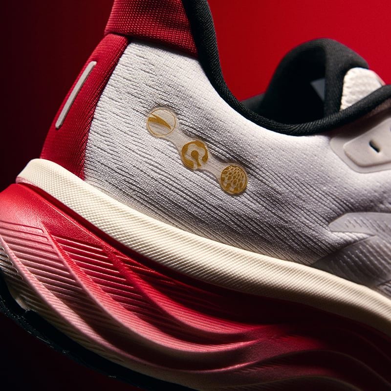 Giày Chạy Thể Thao Nam PG7 Travel V2 ANTA 1126A5546-1