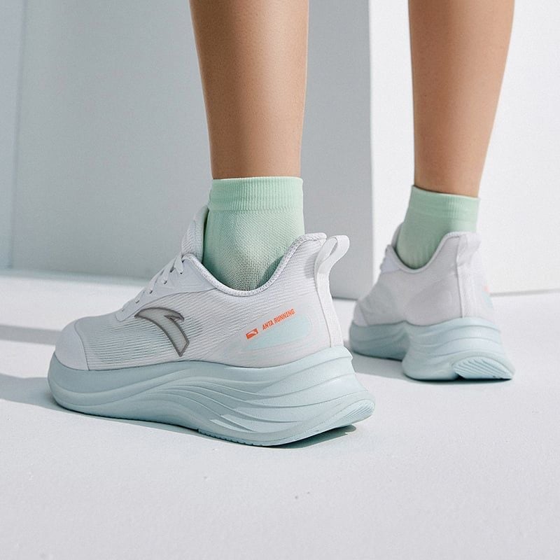Giày chạy thể thao nữ Lightweight ANTA 122525523-4