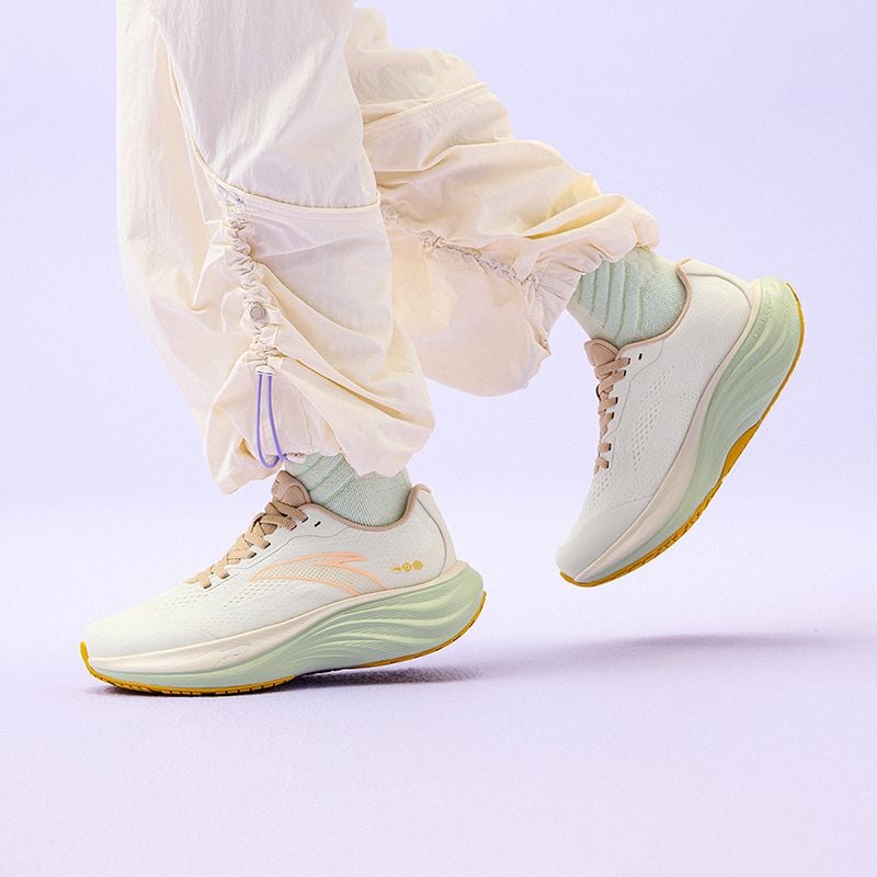 Giày Chạy Thể Thao Nữ PG7 Travel 1.5 ANTA 1225A5508A-8