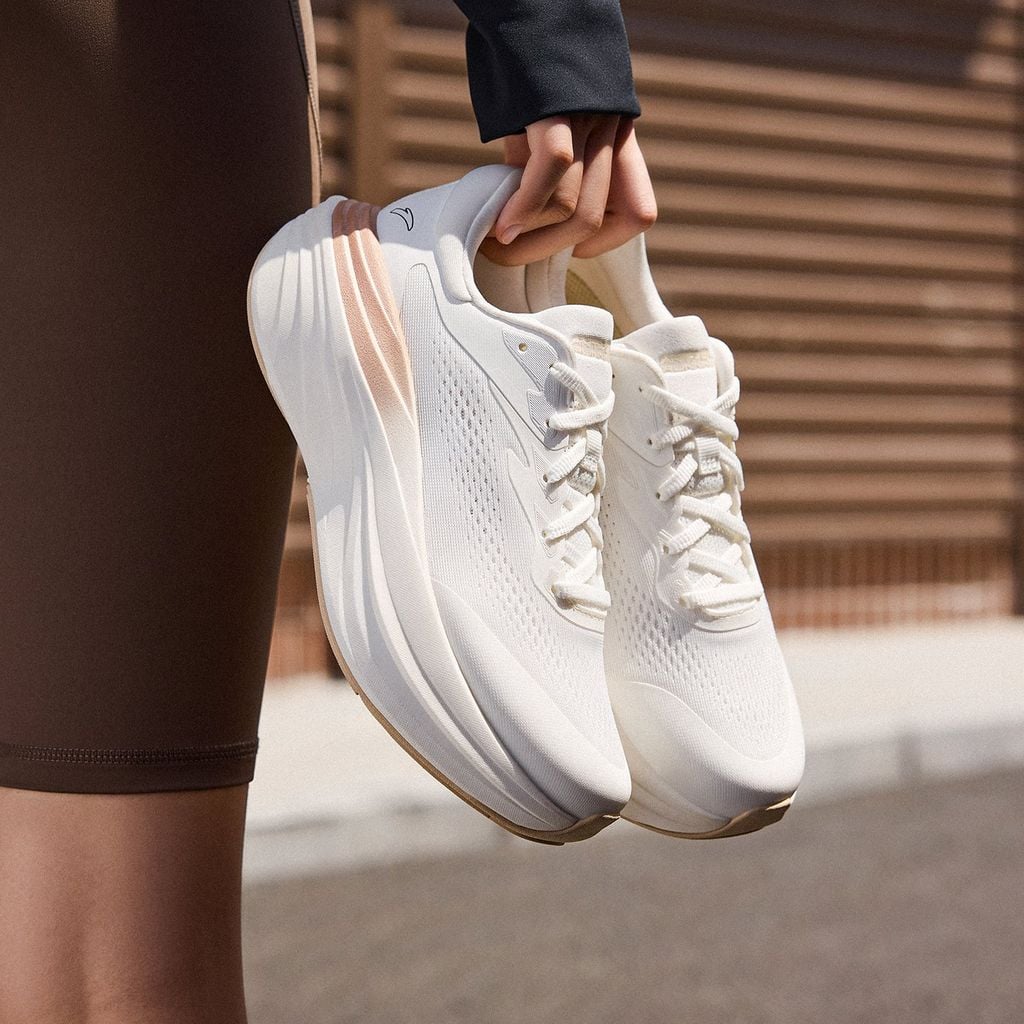 Giày Chạy Thể Thao Nữ PG7 Travel 2S Anta 1225C5545-1