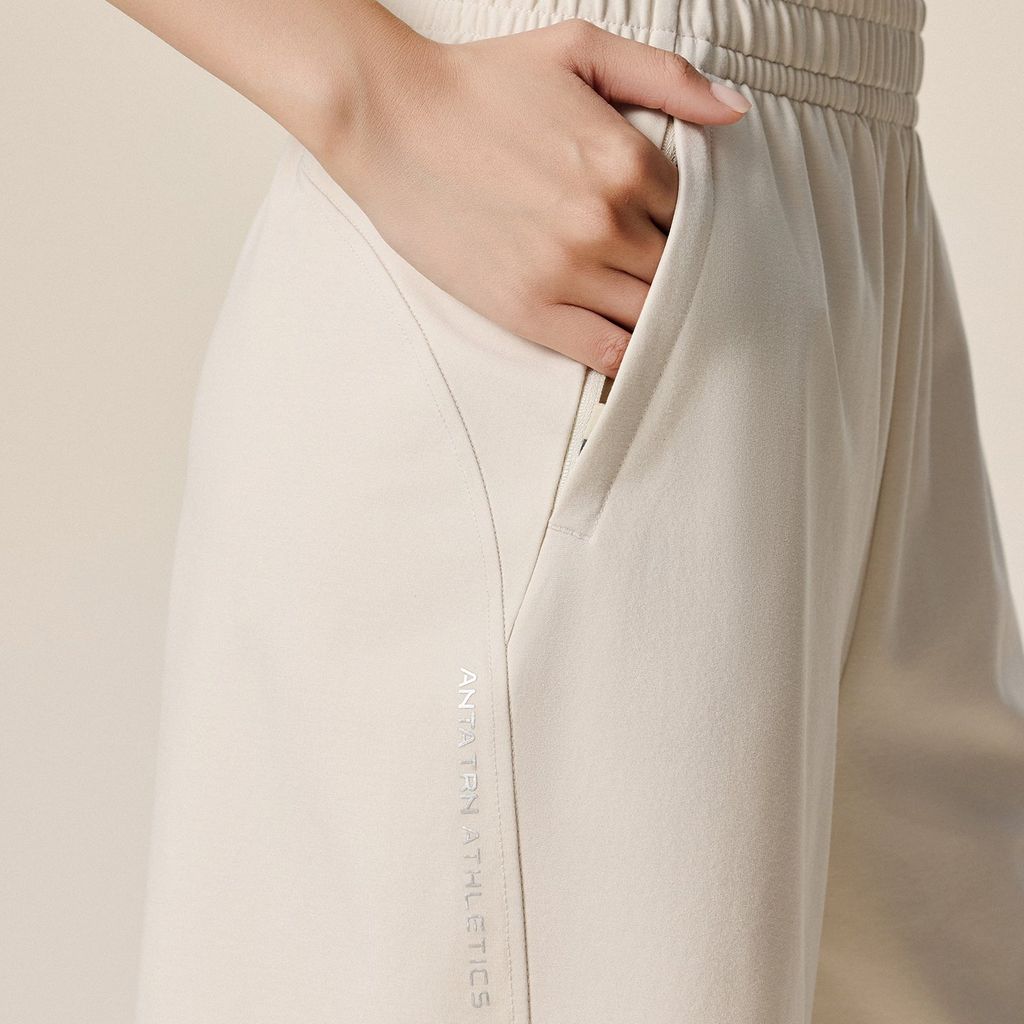 Quần Shorts Thể Thao Nữ Anta 1625C7317-3