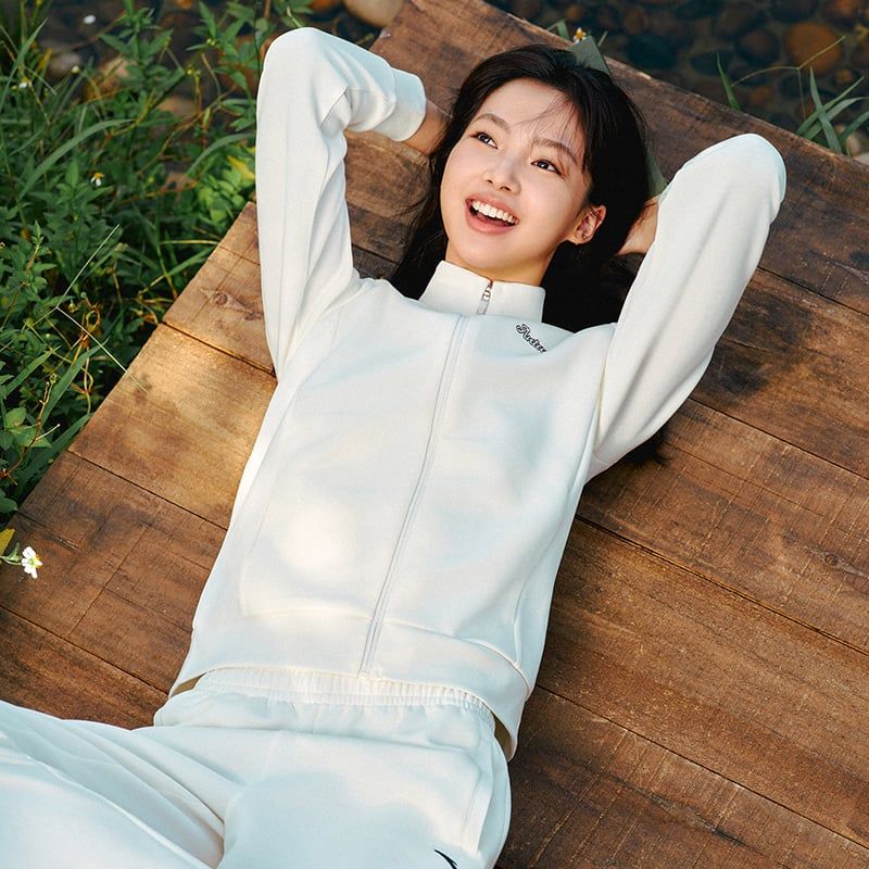 Bộ Quần Áo Thể Thao Nữ ANTA 962617202-1