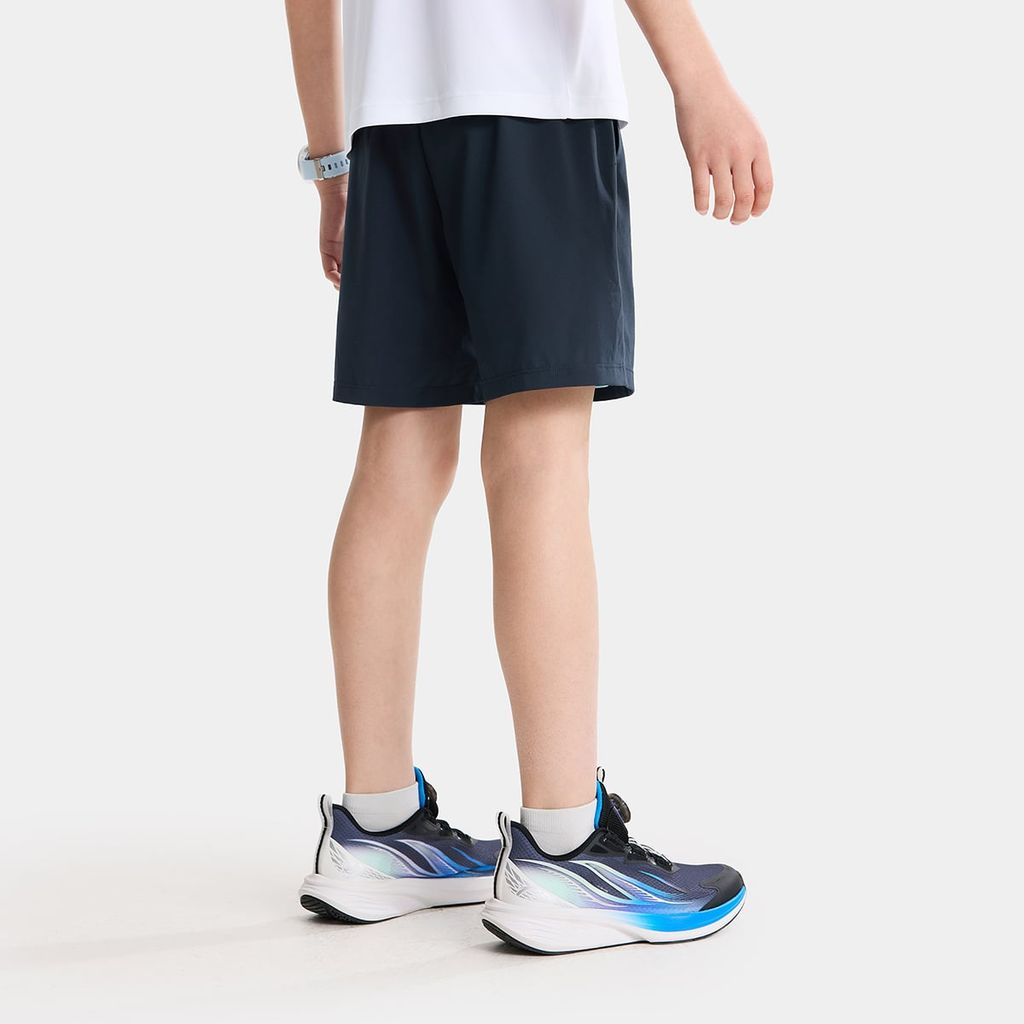 Quần Short Thể Thao Bé Trai Anta Kids A526B7301-2