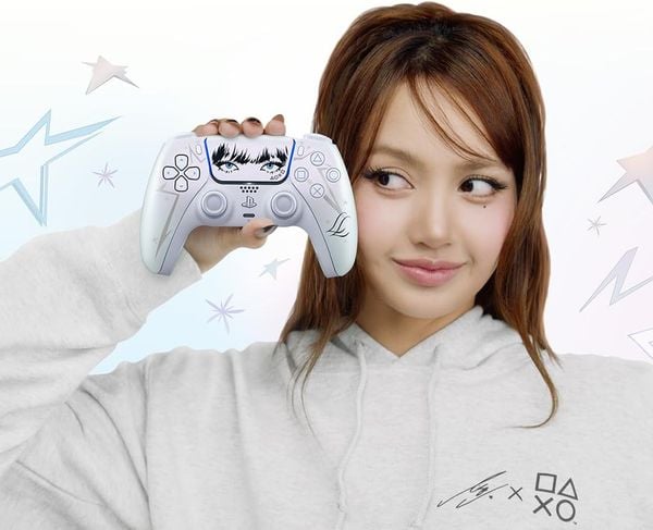 Tay cầm PS5 DualSense - LISA Limited Edition