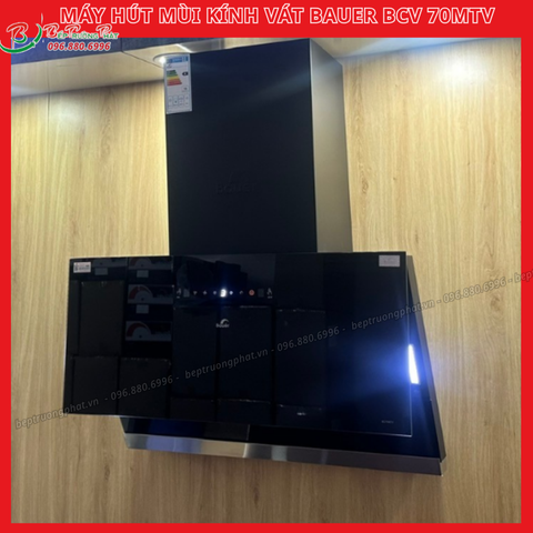 Máy hút mùi kính vát Bauer BC-70MTV- chức năng tự làm sạch động cơ và phẩy tay hiện đại
