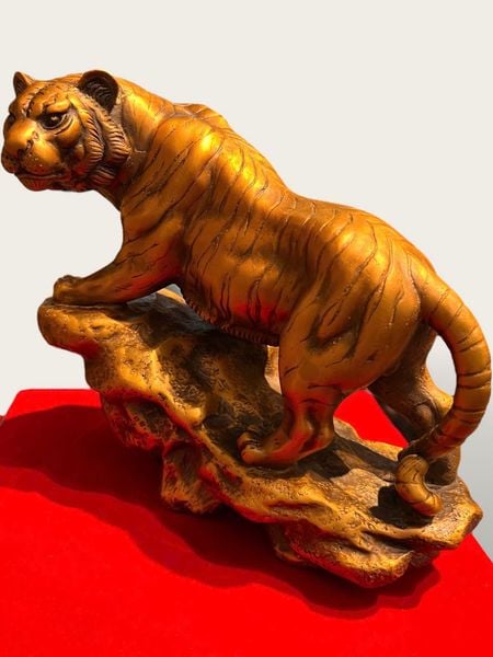 Tượng hổ bằng đồng