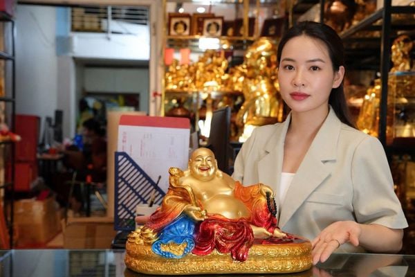 Tượng Phật Di Lặc bằng đồng Sơn màu