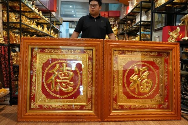 Tranh Chữ Đức Phúc 1m1 bằng đồng đỏ dày 8zem dát vàng 24k
