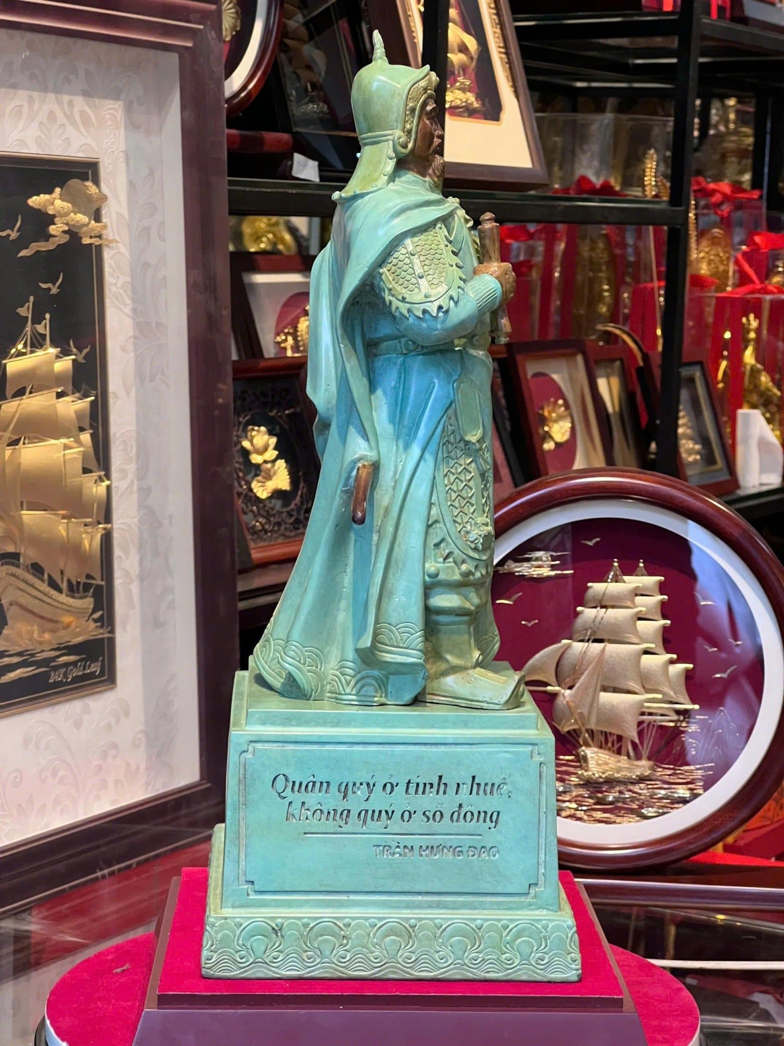 Tượng Trần Hưng Đạo 50cm bằng đồng để bàn