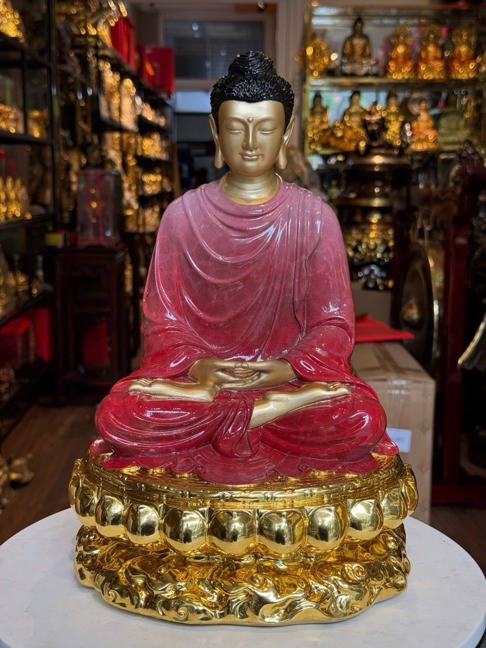 Tượng Phật Thích Ca Mâu Ni bằng đồng