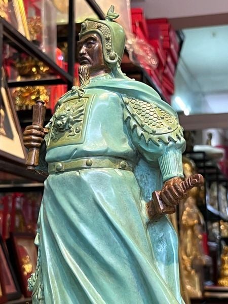 Tượng trần hưng đạo bằng đồng cao 50cm