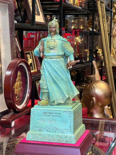 Tượng trần hưng đạo bằng đồng cao 50cm