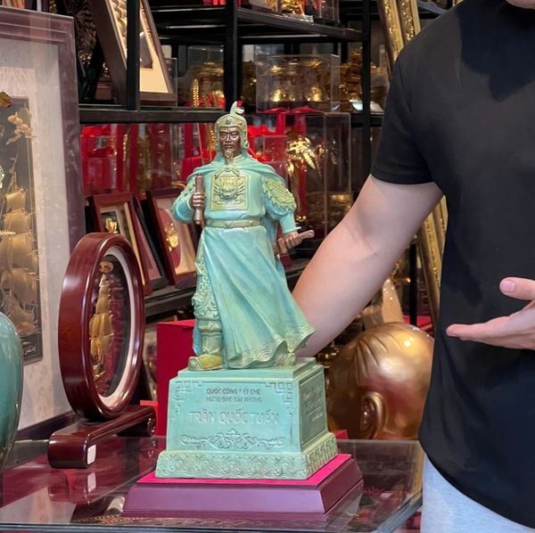 Tượng trần hưng đạo bằng đồng cao 50cm