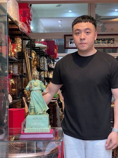 Tượng trần hưng đạo bằng đồng cao 50cm