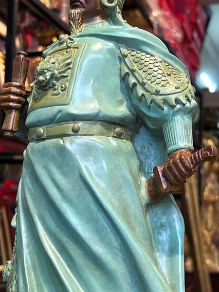 Tượng Trần Hưng Đạo bằng đồng 50cm patina xanh ngọc lục bích vân cổ