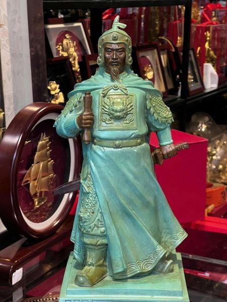 Tượng đức thánh trần hưng đạo cao 50cm bằng đồng