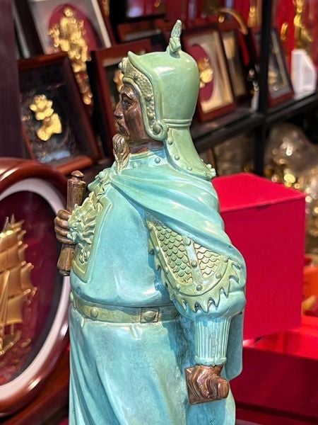 Tượng đồng trần hưng đạo cao 50cm patina xanh ngọc lục bích vân cổ