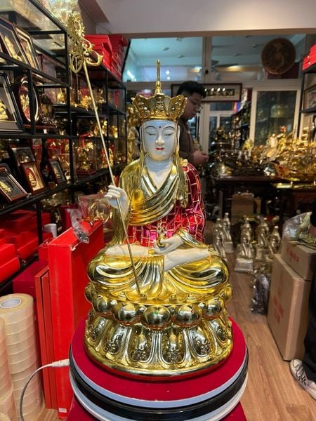 Tượng địa tạng vương bồ tát cao 50cm 15kg  bằng đồng, màu thủ công vẽ gấm diện
