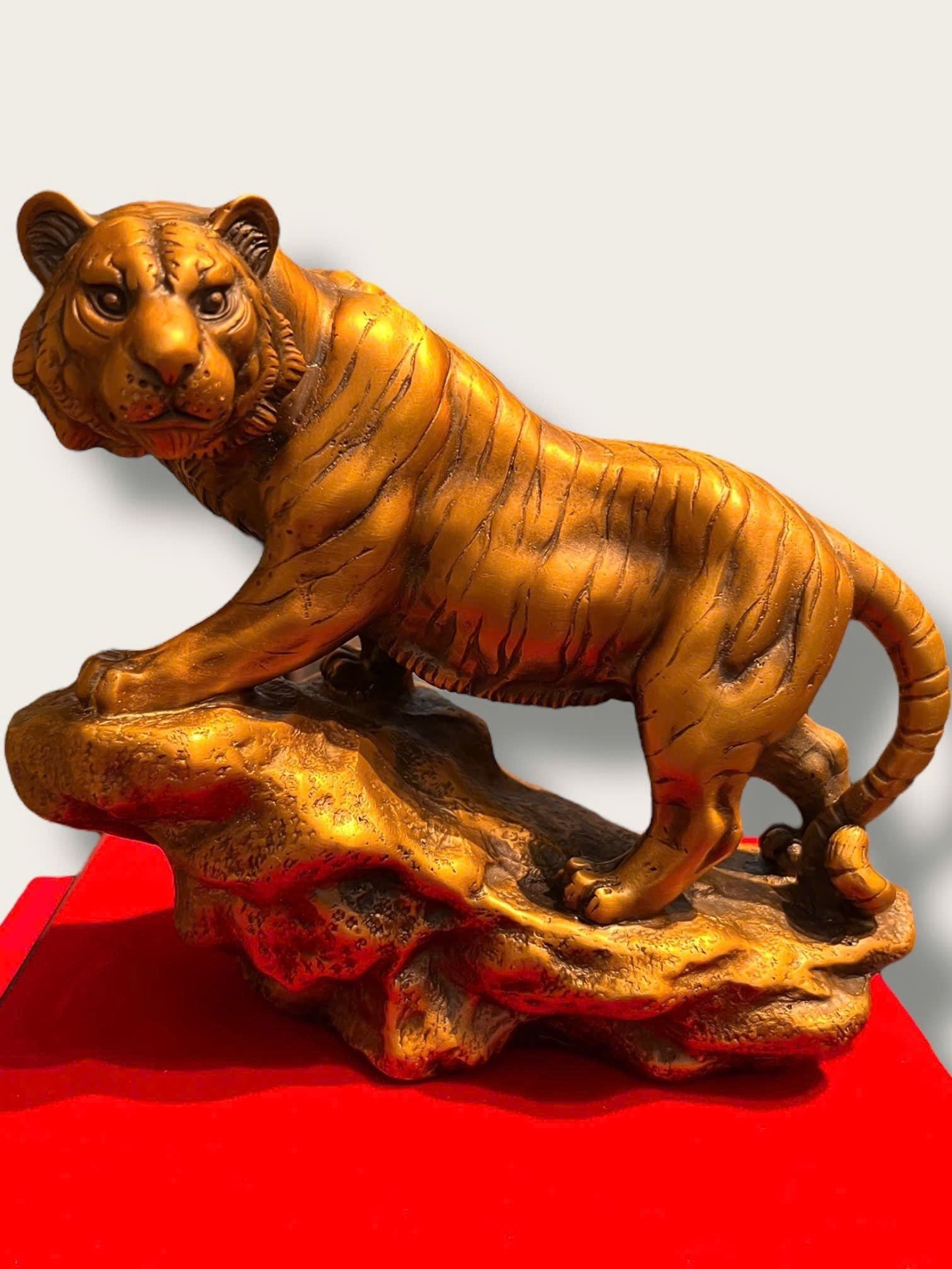 Tượng hổ bằng đồng