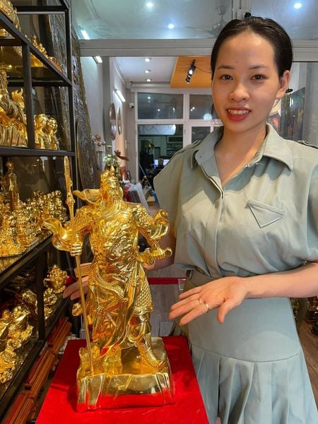 Tượng quan thánh đế quân bằng đồng cao 45cm dát vàng 24k